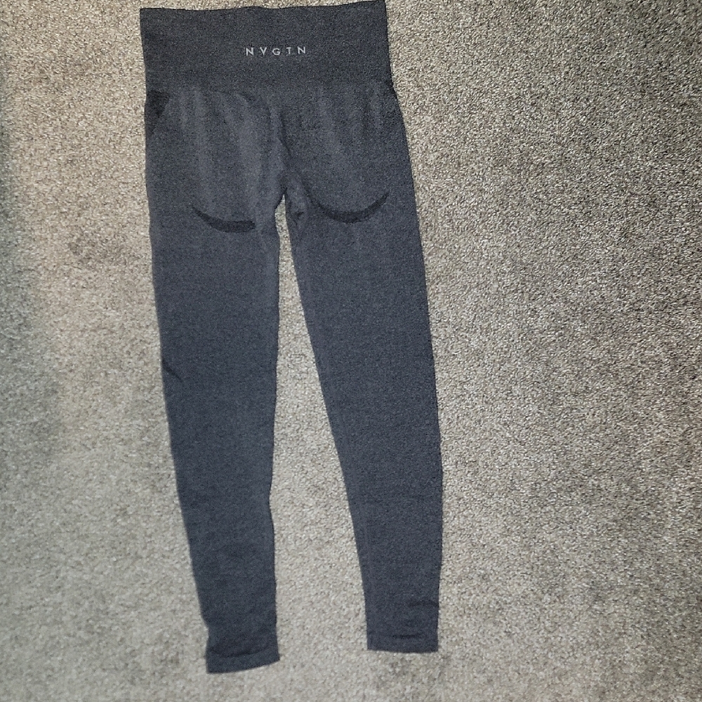 NVGTN Gray Leggings with Sleek Fit